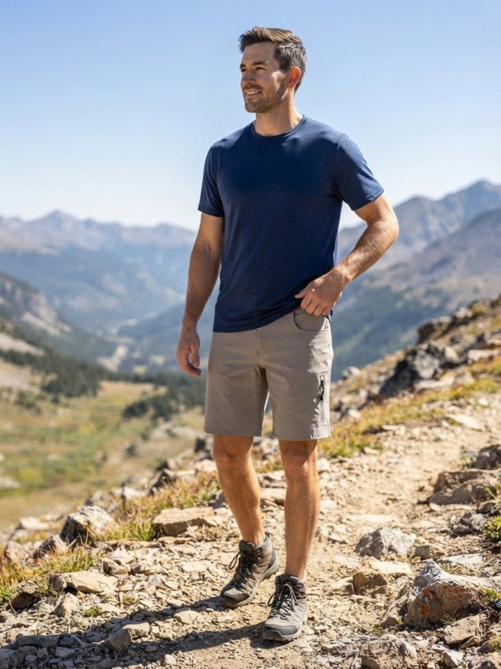 Avalanche Outdoor Supply Company Men's Hiking Shorts - Size 34 (Khaki/Tan)
